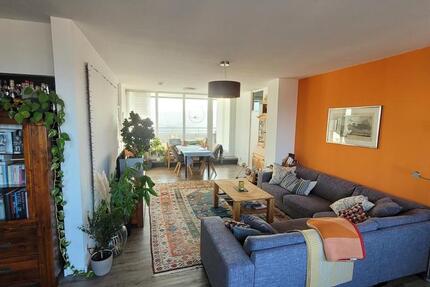 PenthouseWohnung mit zwei Dachterrassen am Waldrand