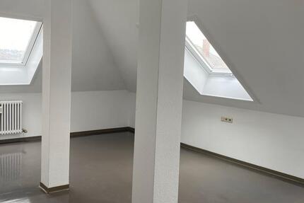 2 Zimmer DG Wohnung in Stuttgart West